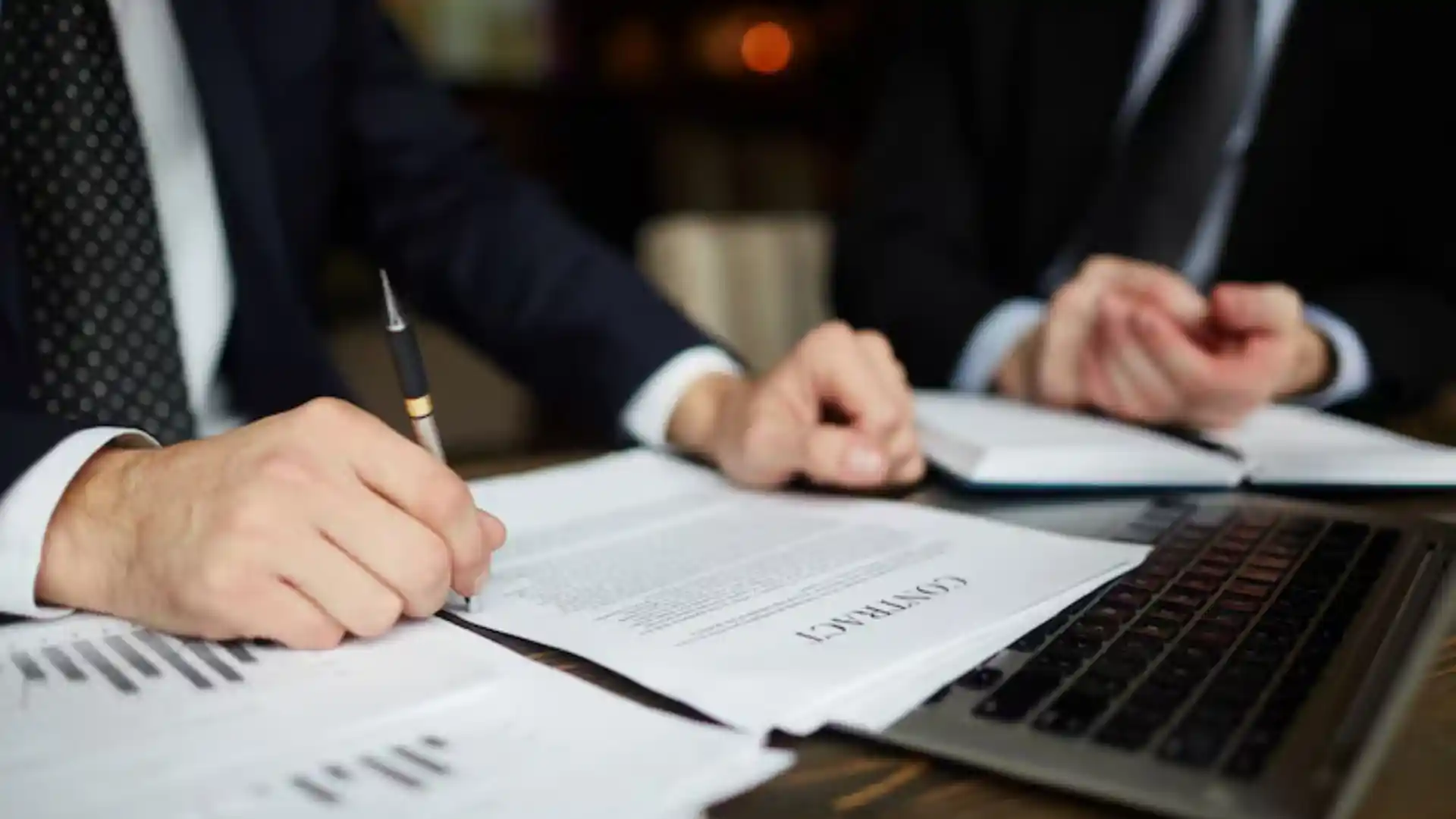 Image: a commercial arbitration session